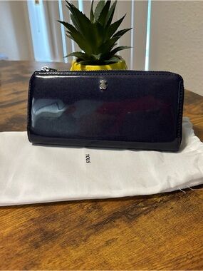 Tous Navy Patent Zip-Around Wallet with Silver Bear Accent